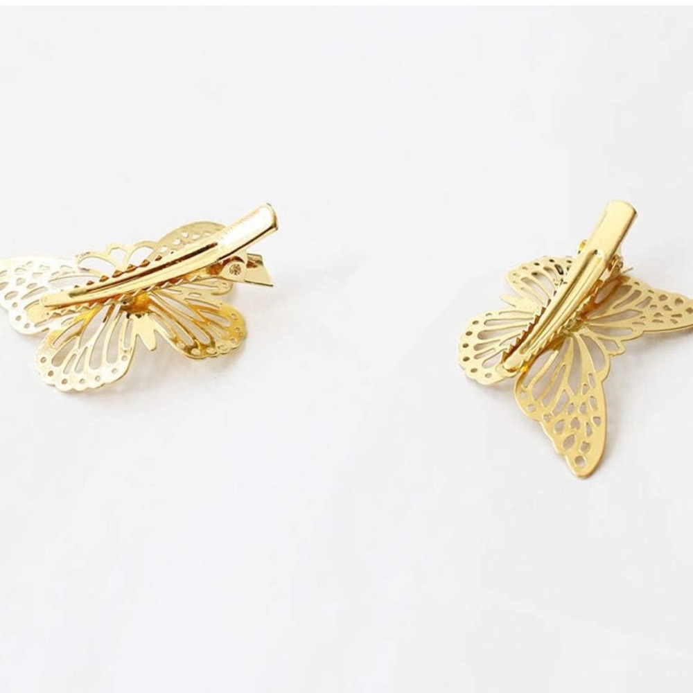 4 piece Elegant Butterfly Clips Hair Accessory - Picture 2 of 3